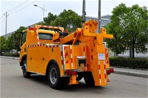 会同高速路拖车费